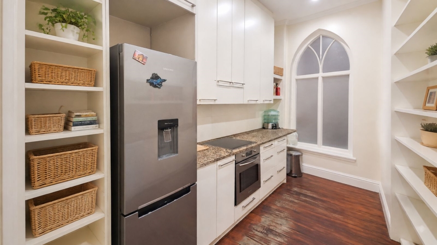 2 Bedroom Property for Sale in Cape Town City Centre Western Cape